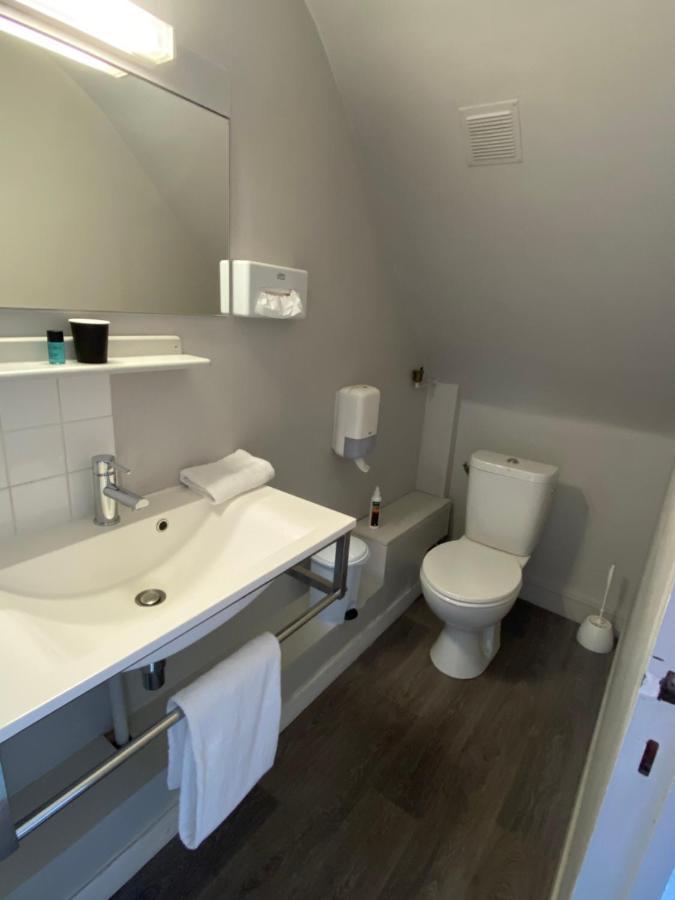 Hotel Celine - Hotel De La Gare Rouen Zewnętrze zdjęcie