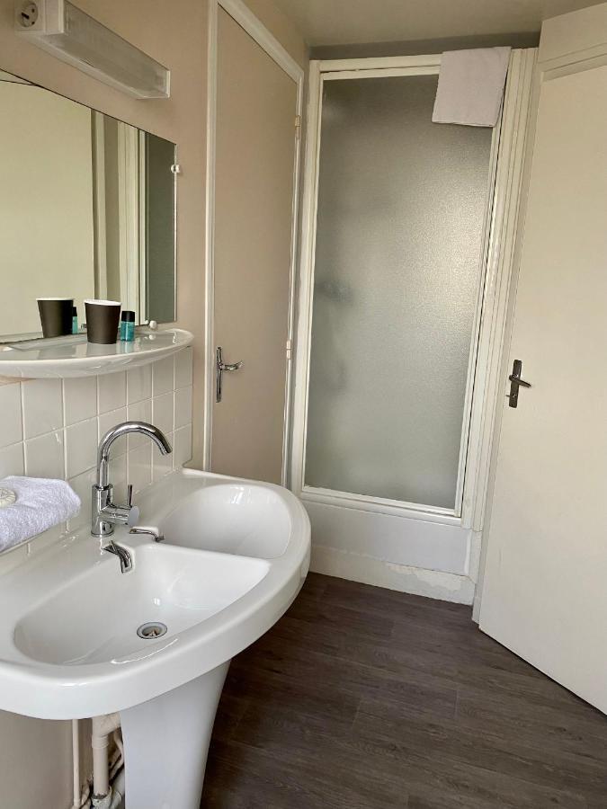 Hotel Celine - Hotel De La Gare Rouen Zewnętrze zdjęcie