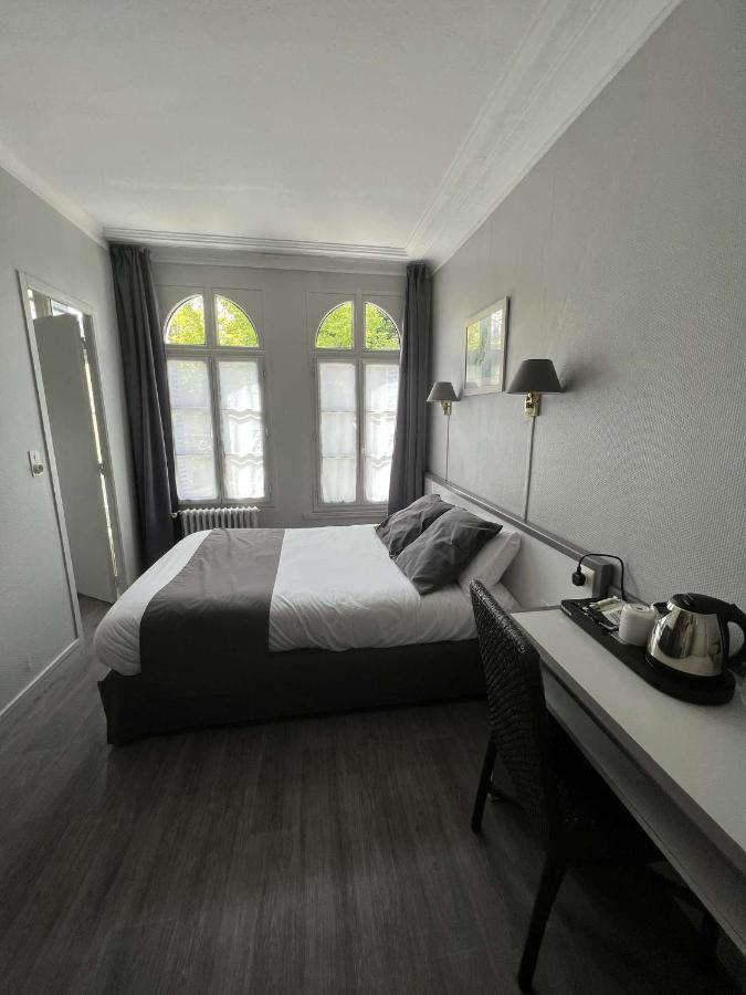 Hotel Celine - Hotel De La Gare Rouen Zewnętrze zdjęcie